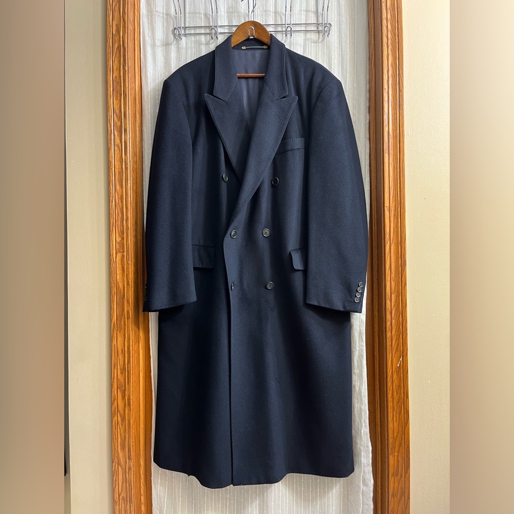 Leo Führen Men's Classic wool and cashmere Black Double-Breasted Coat Size 44R
